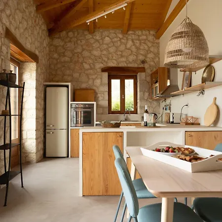 Melivaroni Villa